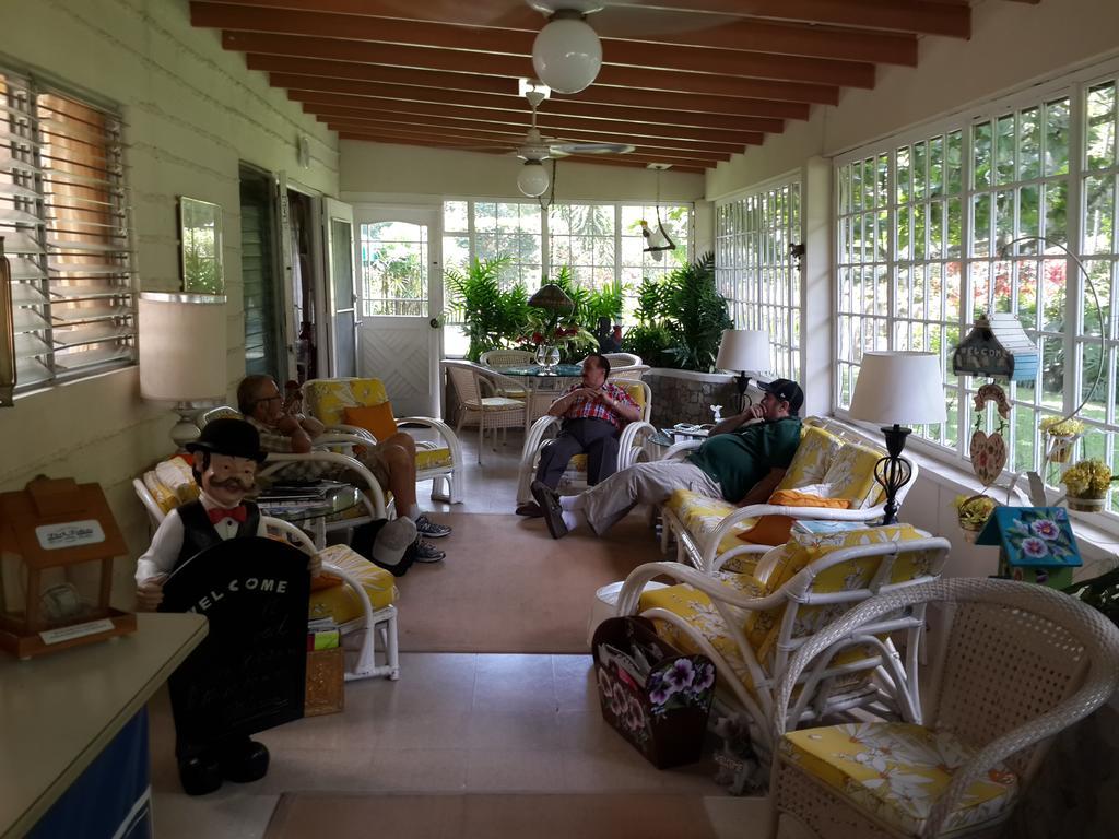 Park Eden Bed & Breakfast Los Llanitos Extérieur photo