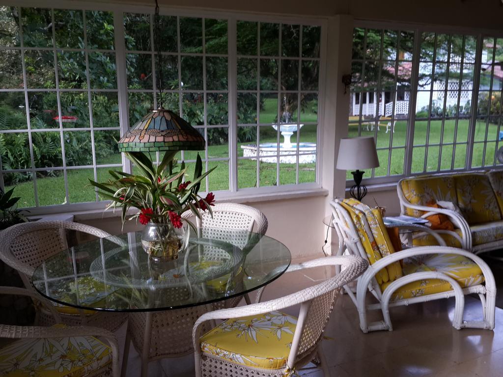 Park Eden Bed & Breakfast Los Llanitos Extérieur photo