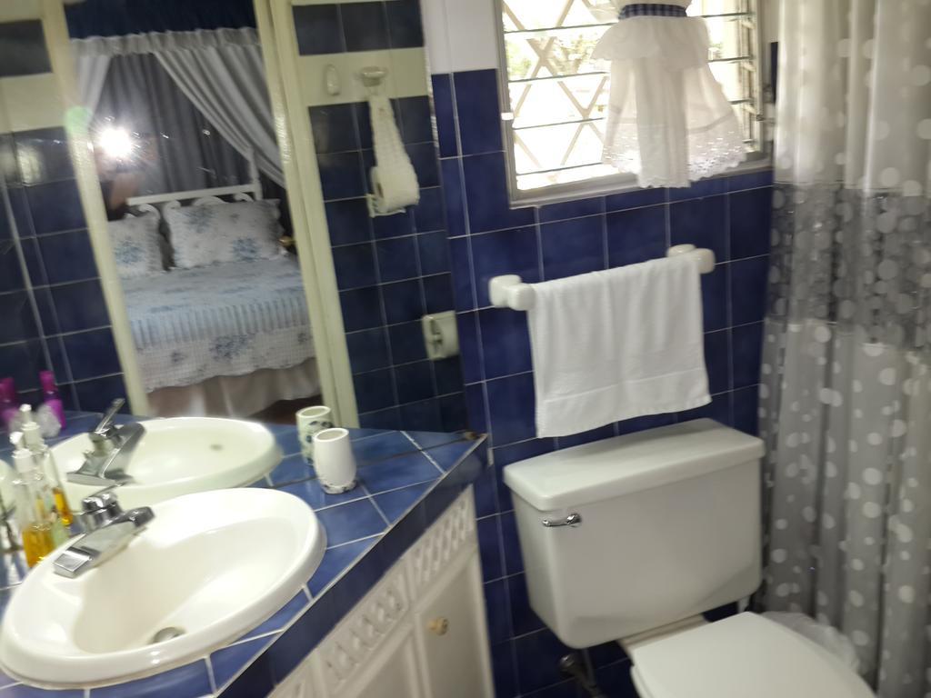 Park Eden Bed & Breakfast Los Llanitos Chambre photo